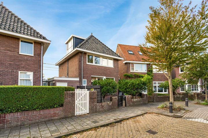 Bekijk foto 32 van Landstraat 82