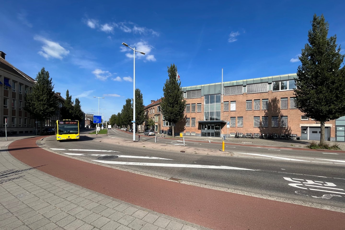 Bekijk foto 2 van Oudenoord 325