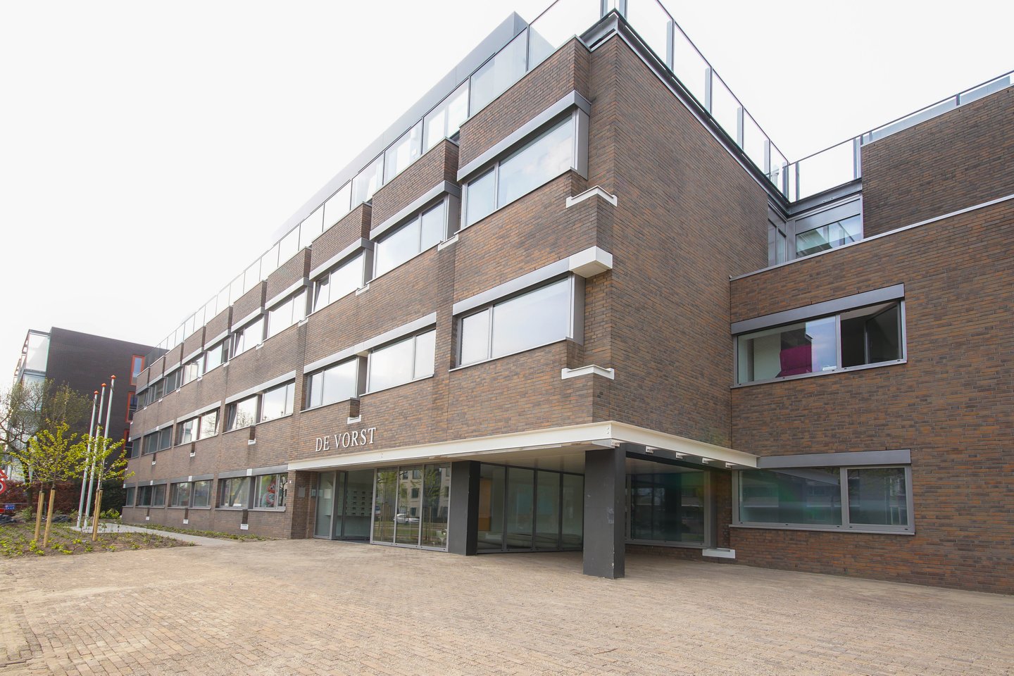 Bekijk foto 1 van Wethouder van Eschstraat 5 H