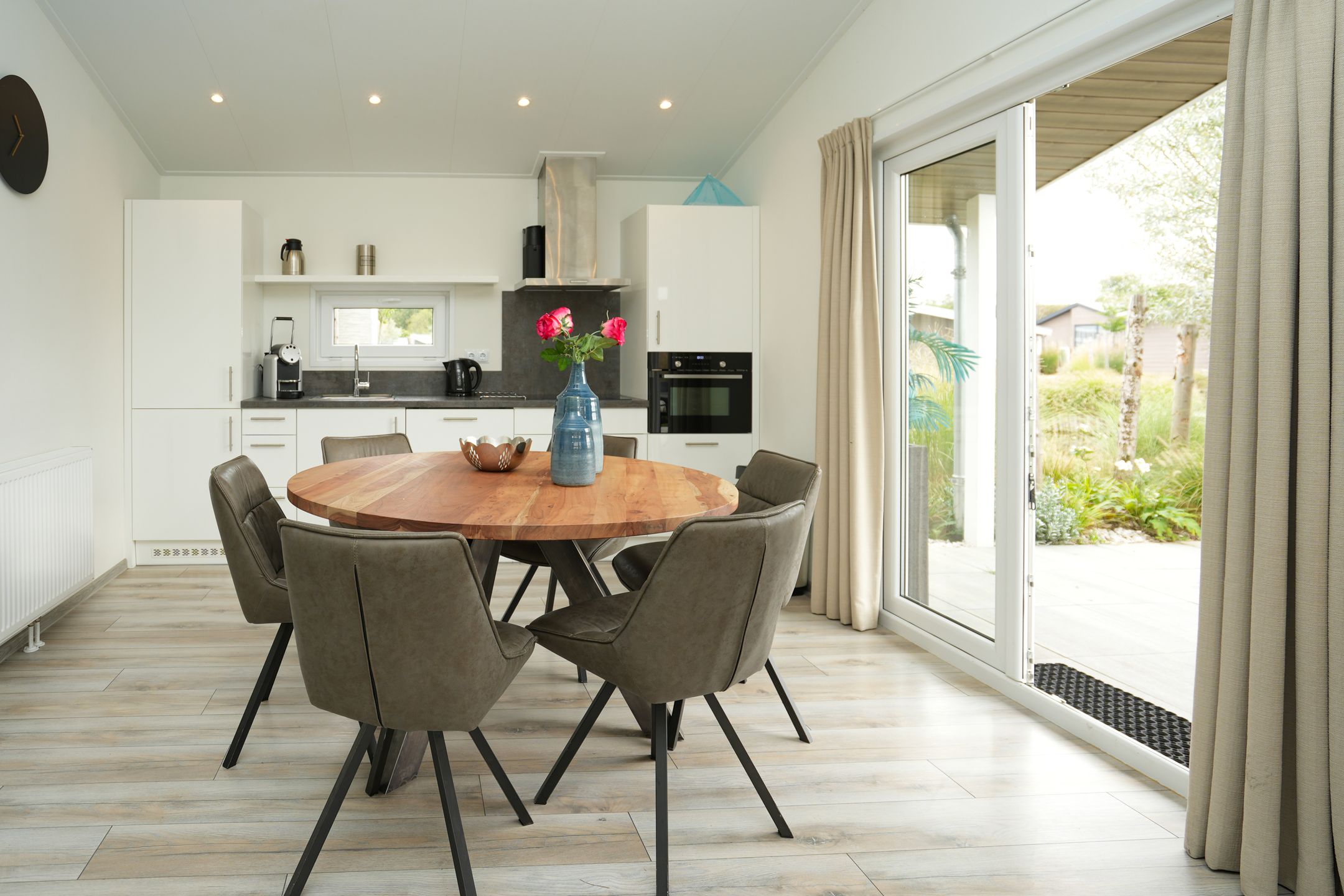 Foto 36 van Den Drul 19-334