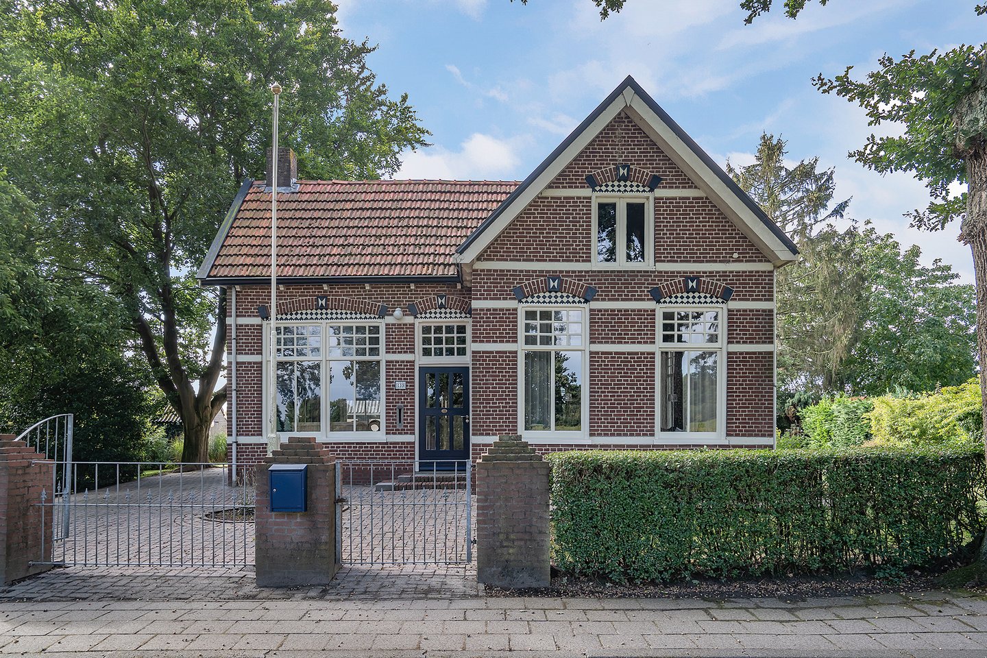 View photo 1 of Eemslandweg 133