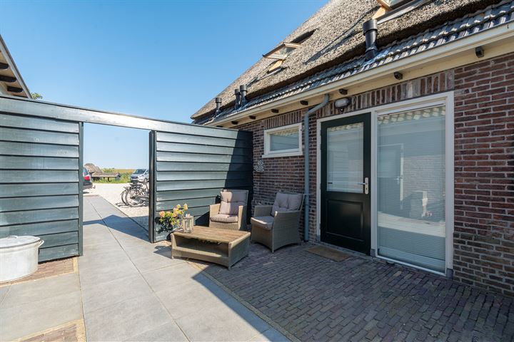 Bekijk foto 42 van Trapweg 1