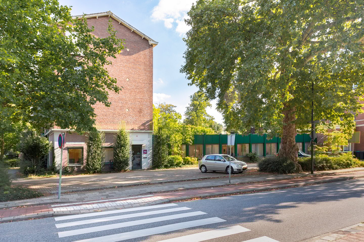 Bekijk foto 1 van Burg. Dijckmeesterweg 12 a
