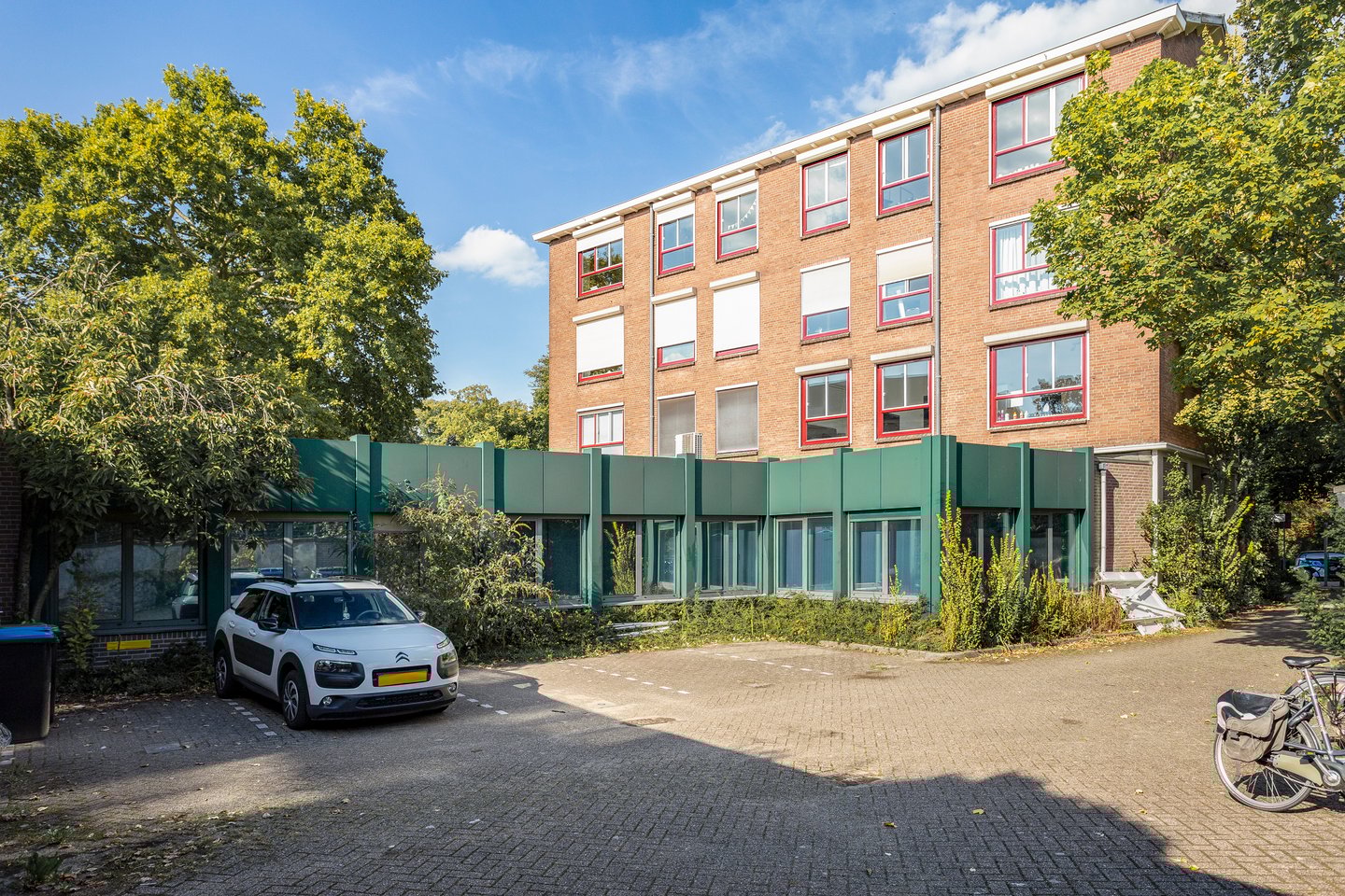Bekijk foto 5 van Burg. Dijckmeesterweg 12 a