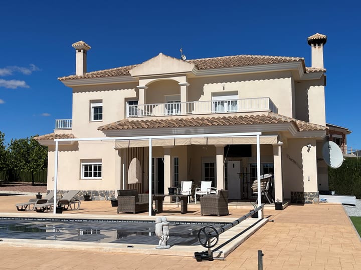 Foto 2 van Pinoso 702