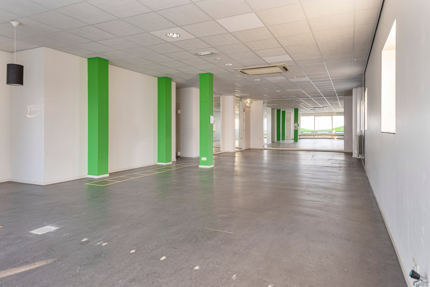 Bekijk foto 3 van Stationsstraat 12 a