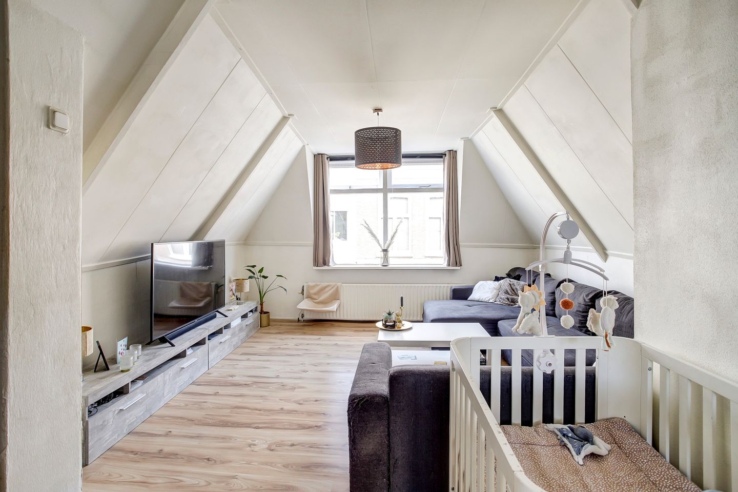 Photo 10 of Jongemastraat 35