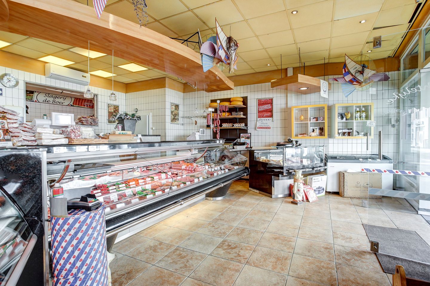 Bekijk foto 2 van Jongemastraat 35