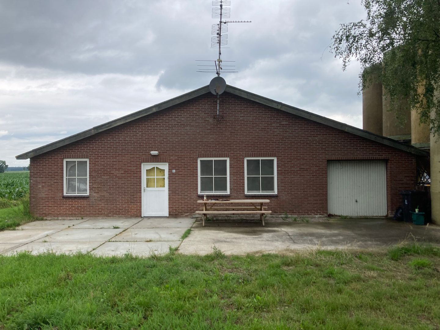 Bekijk foto 2 van Hofweg 51