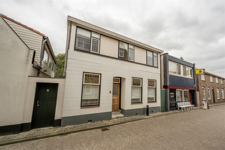 Bekijk foto 1 van Nieuwstraat 6