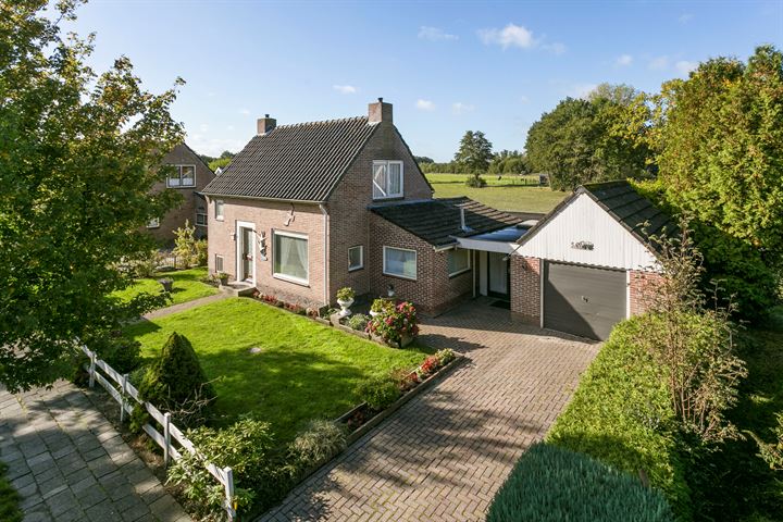 Koopwoningen Haulerwijk-Hoofdweg - Huizen Te Koop In Haulerwijk ...