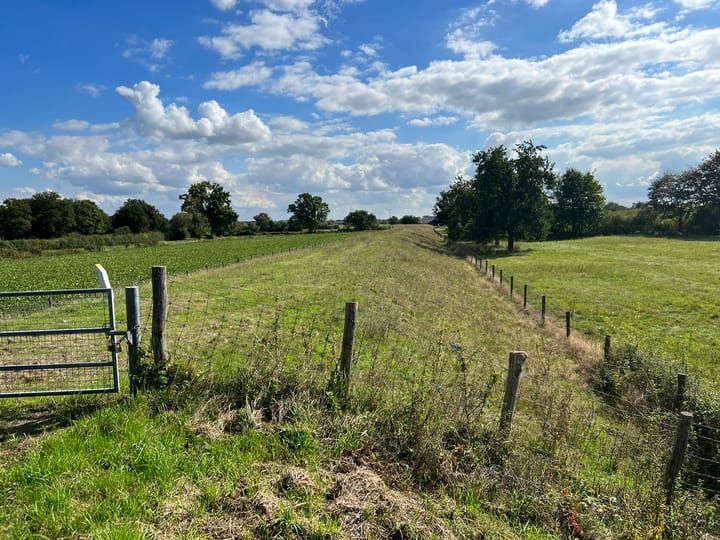 Foto 7 van Broekstraat kavel 2, dijkzijde