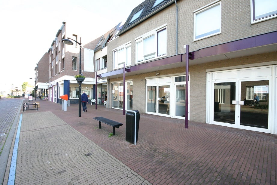 Bekijk foto 2 van Postelstraat 29