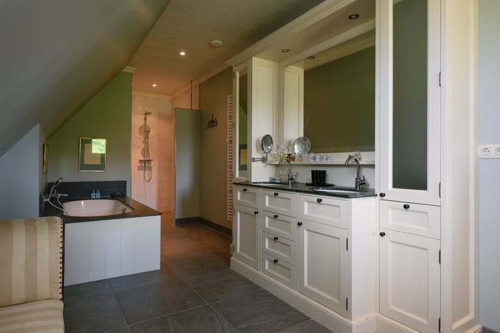 Foto 34 van Vurenboomweg 2