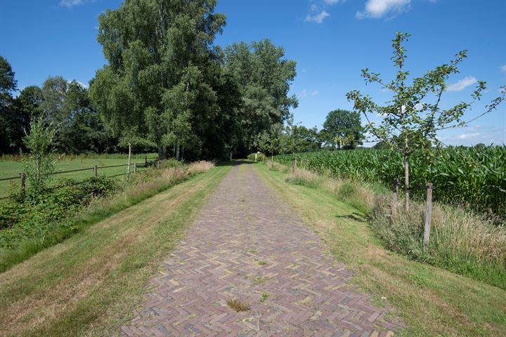 View photo 56 of Vurenboomweg 2-& 4