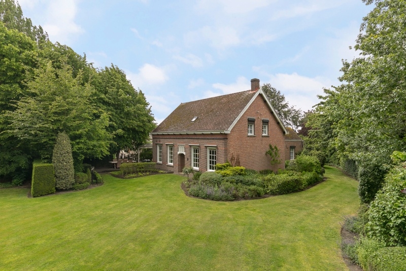 Bekijk foto 1 van Drogendijk 1 a