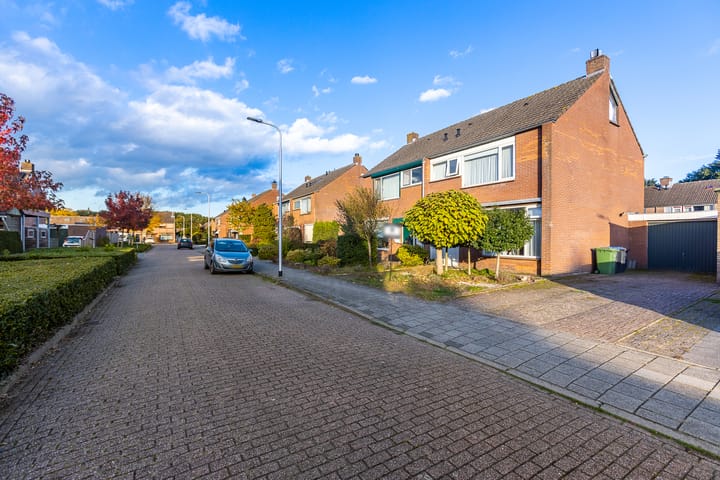 Foto 1 van Liniestraat 67