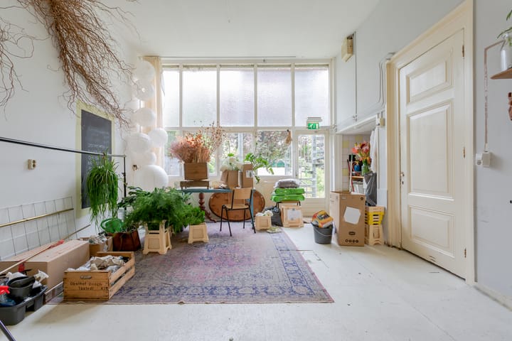 Photo 8 of Wilhelminastraat 42