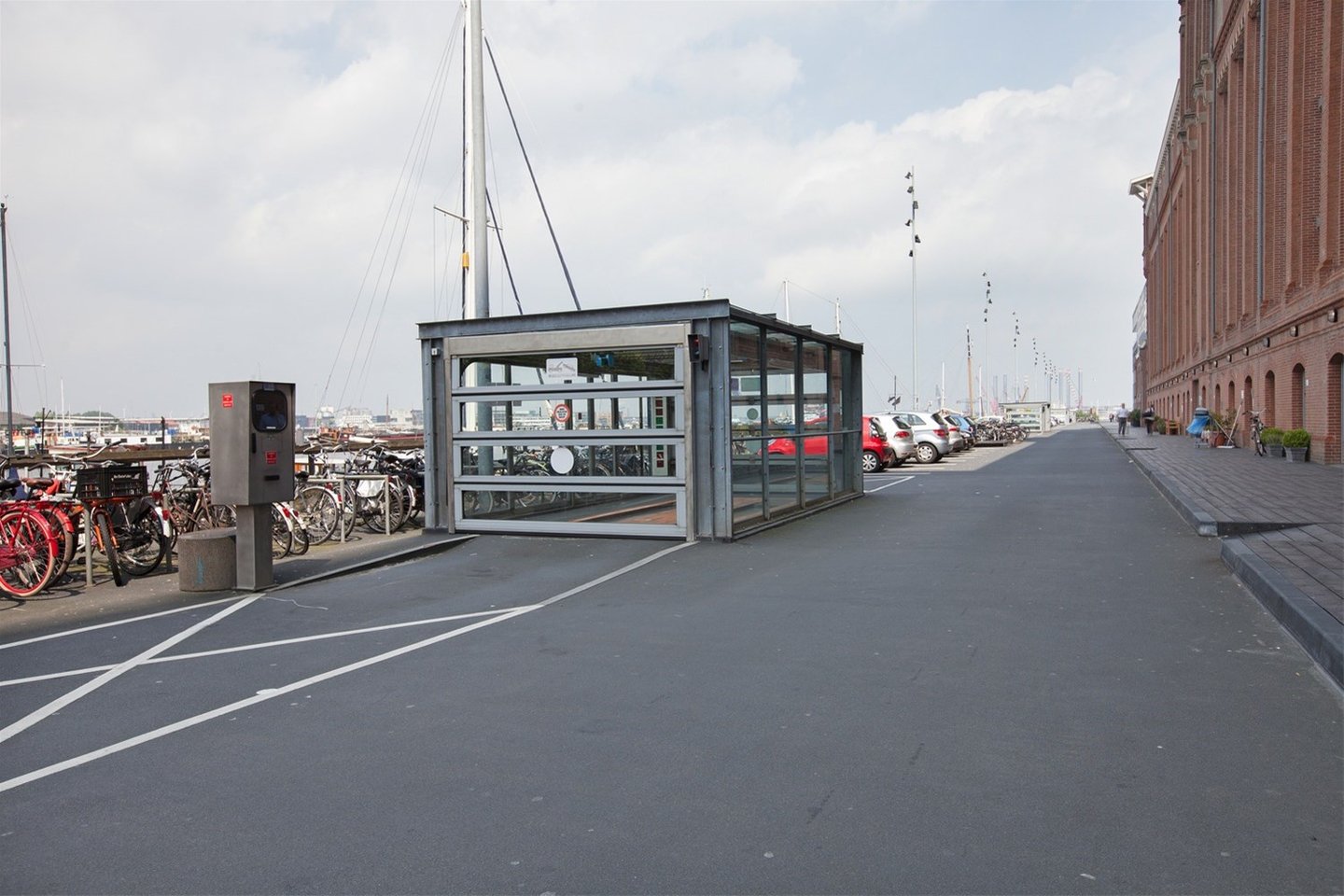 Bekijk foto 1 van Silodam