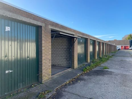 undefined main image