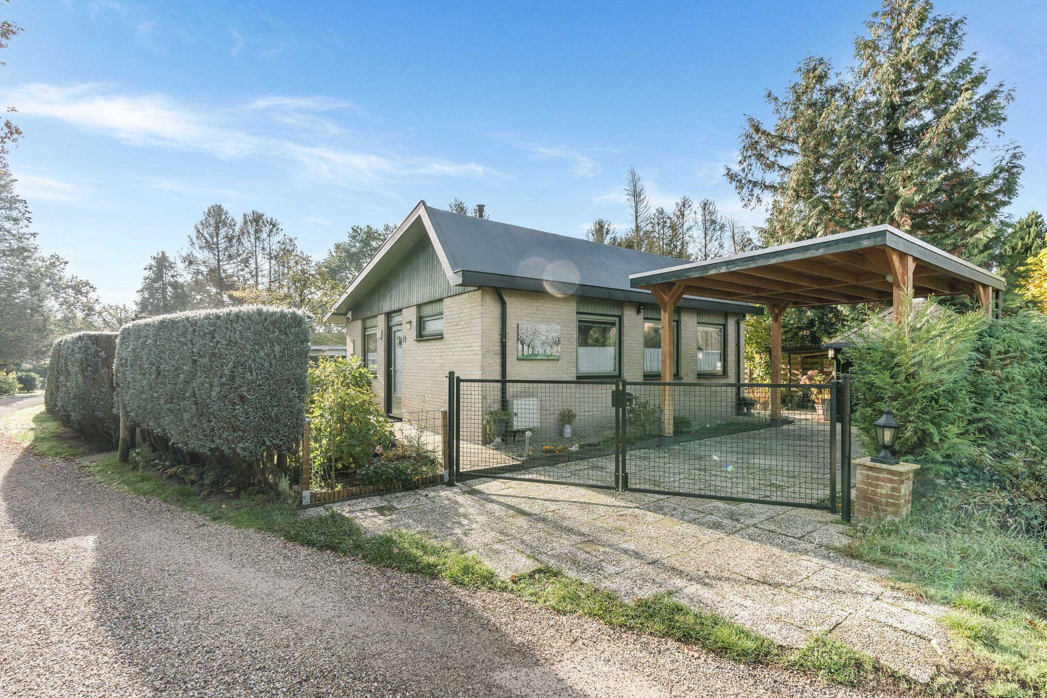 3-bedroom freehold villa in Baarle-Nassau — photo 1 of 5