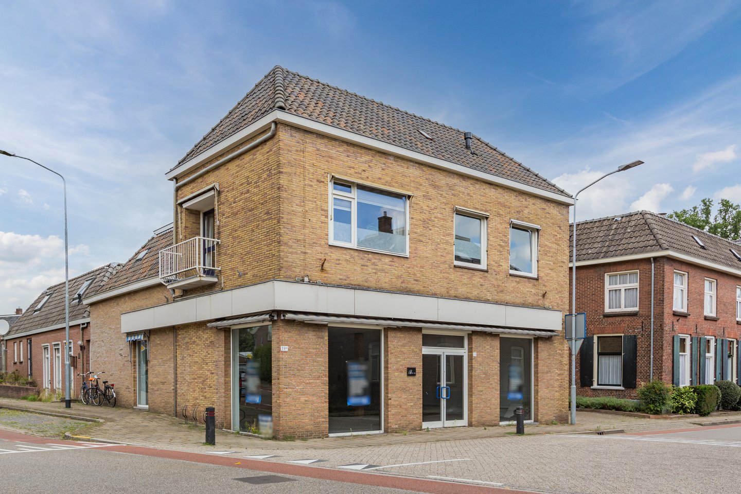 View photo 3 of Bredevoortsestraatweg 39 39A