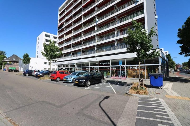 Den Heuvel 15
