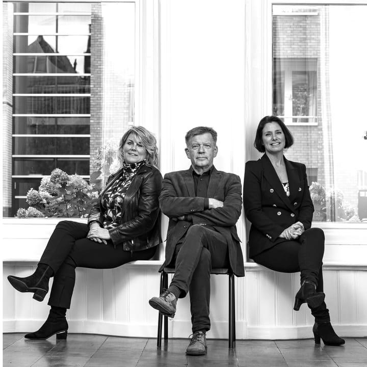 Jan Weide Makelaars Logo