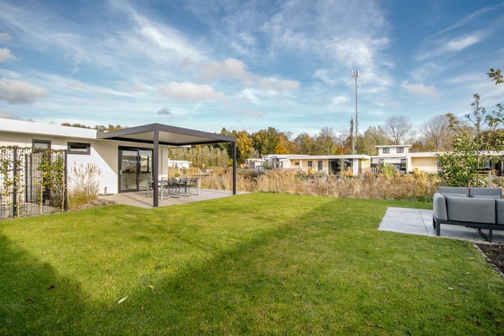 Foto 26 van Pluvierenweg 9-406