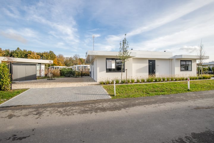 Foto 2 van Pluvierenweg 9-406