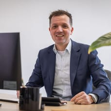 Joost Voshaart - Makelaar