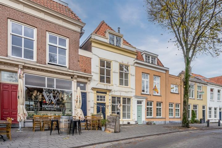 Bekijk foto 43 van Moeregrebstraat 82