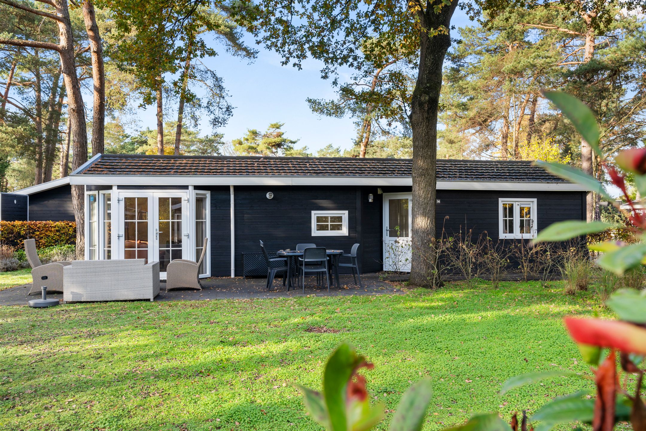 Foto 6 van Vijverlaan 1-HV14