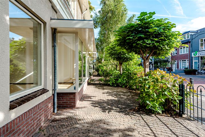 Bekijk foto 35 van Bloemendaalsestraatweg 137