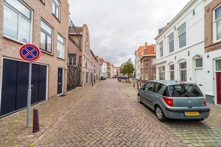 Bekijk foto 4 van Nieuwstraat 122