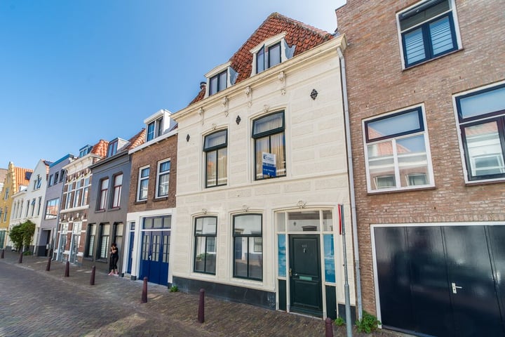 Bekijk foto 2 van Nieuwstraat 122