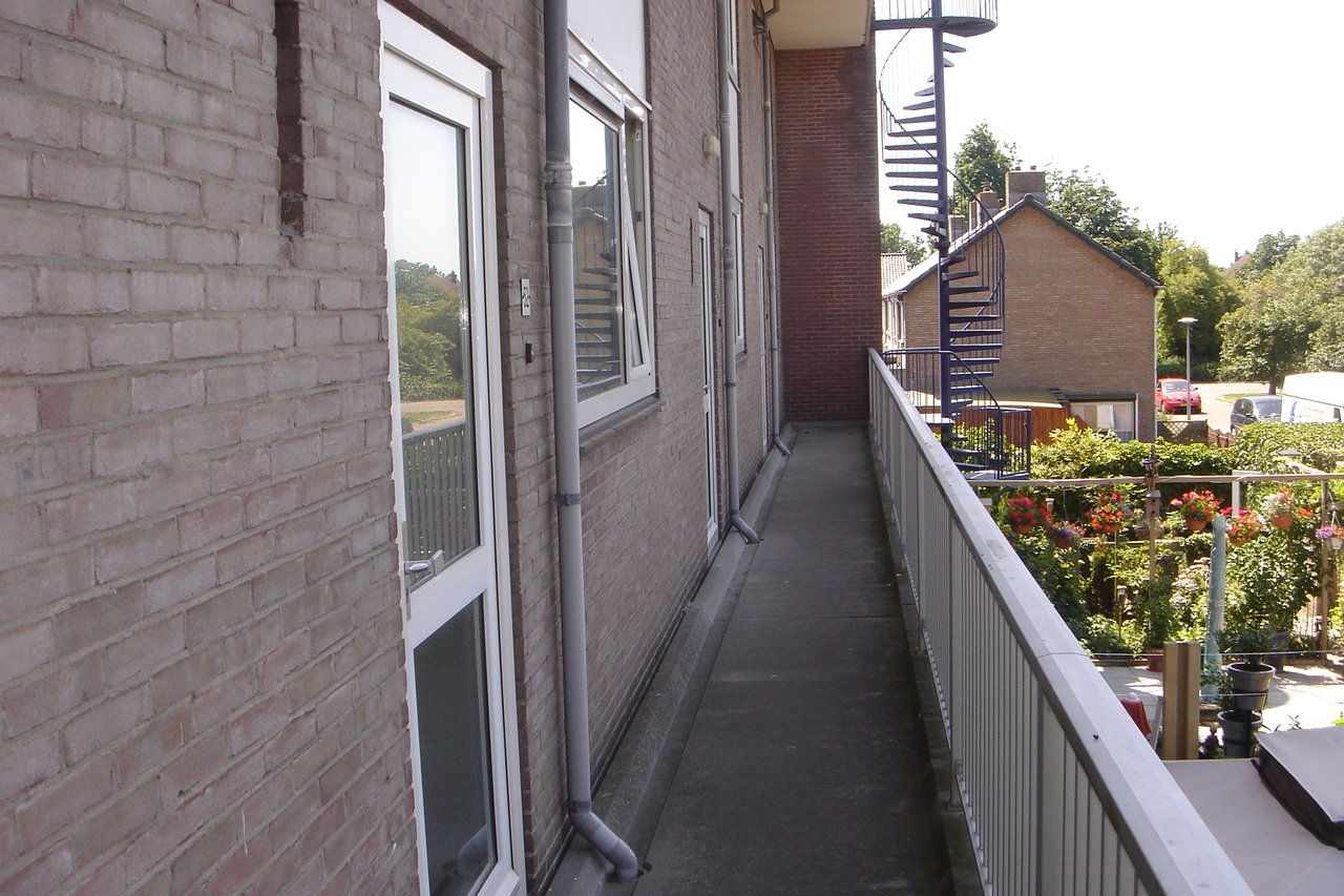 Bekijk foto 3 van Johan Melchior Kemperstraat 52