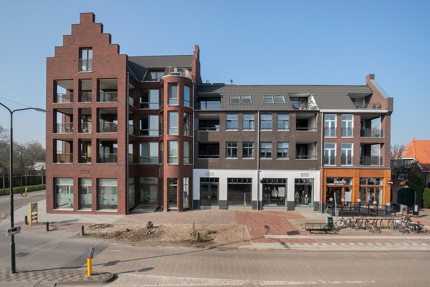 Bekijk foto 1 van Hoogstraat 162