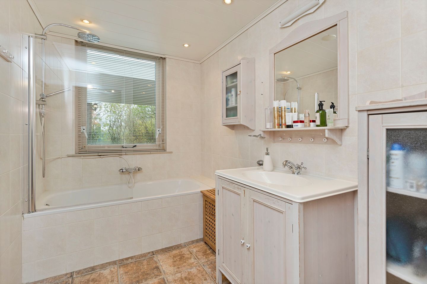 Foto 10 van Ostrea 102