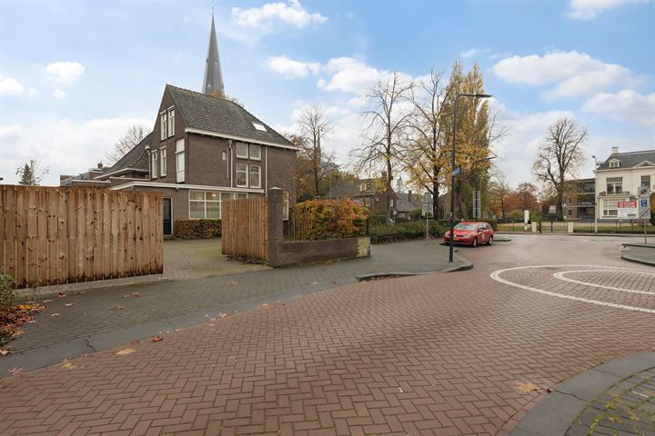 Bekijk foto 45 van Oldenzaalsestraat 132