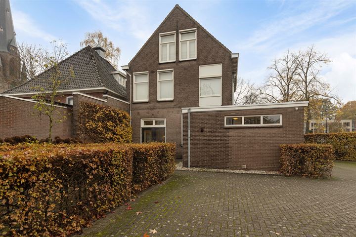 Bekijk foto 40 van Oldenzaalsestraat 132