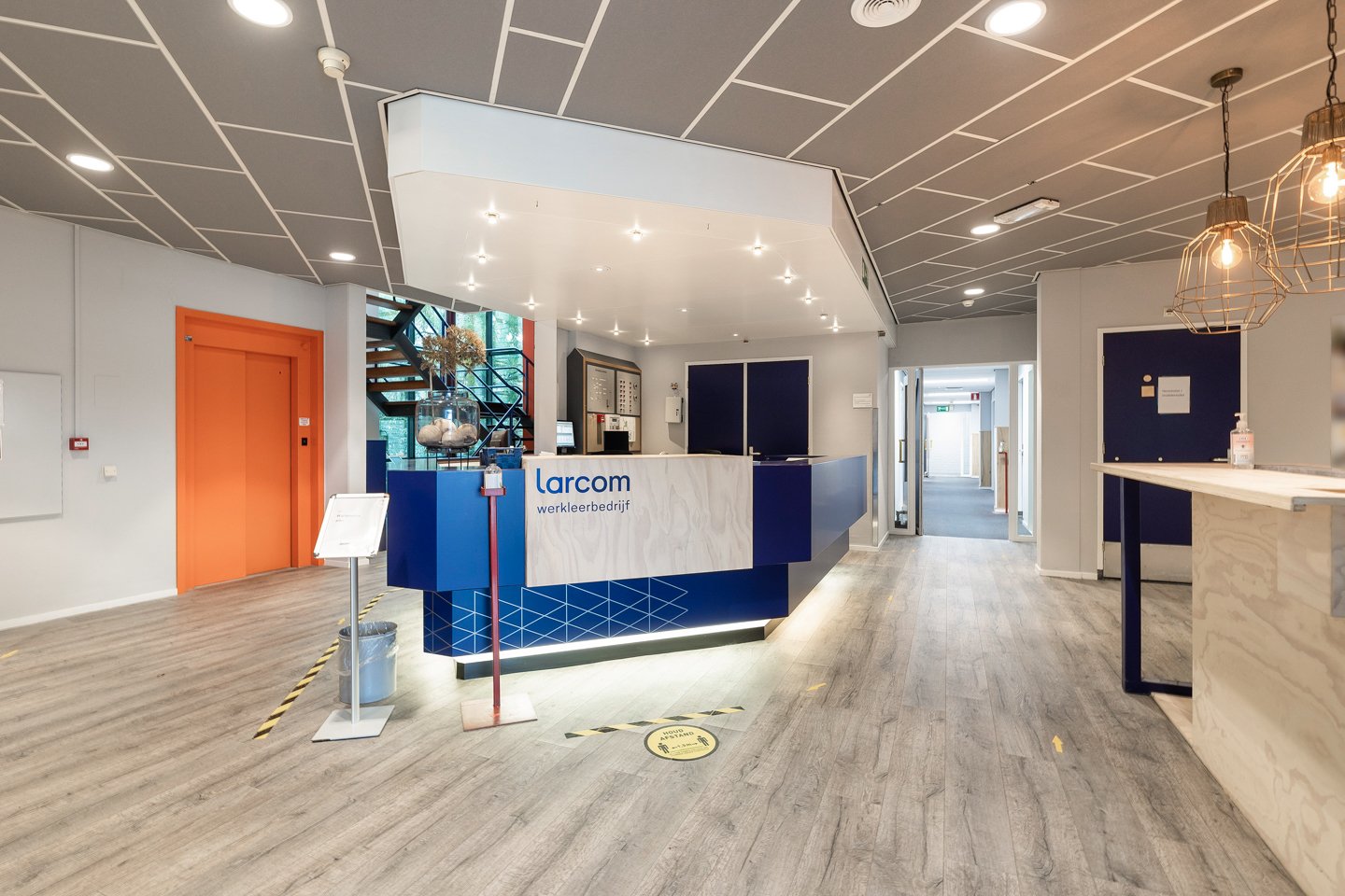 Bekijk foto 4 van Vermeerstraat 1