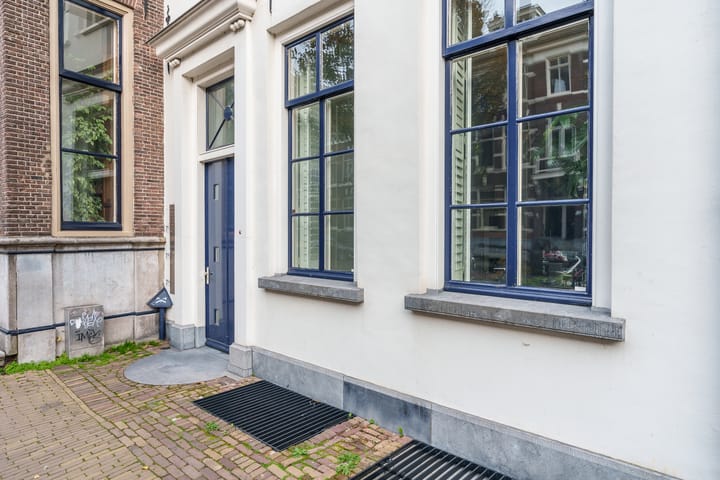 Foto 2 van Predikherenkerkhof 7-A