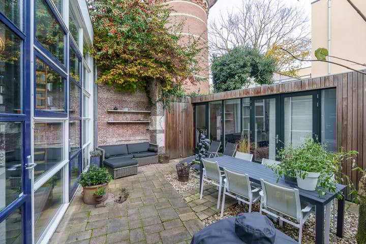 Photo 40 of Predikherenkerkhof 7-A