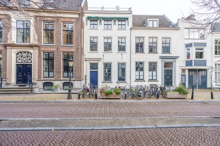 Photo 47 of Predikherenkerkhof 7-A