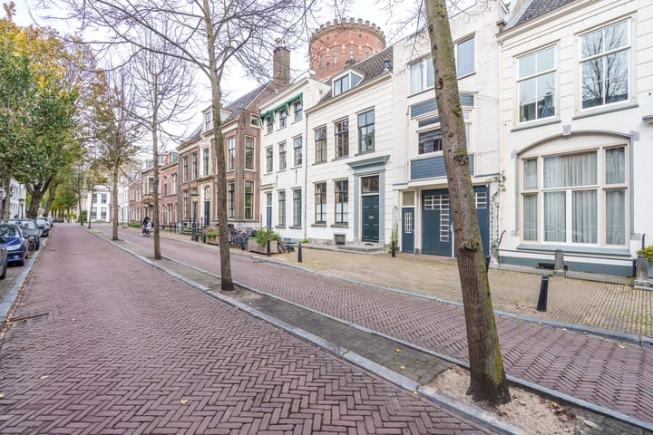 Photo 48 of Predikherenkerkhof 7-A