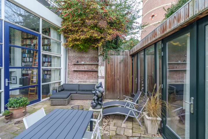 Photo 43 of Predikherenkerkhof 7-A