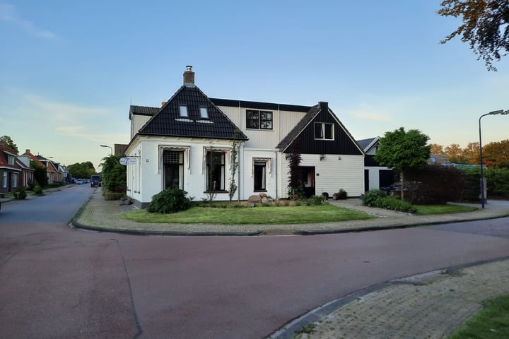 Hegewei 2, Hemelum