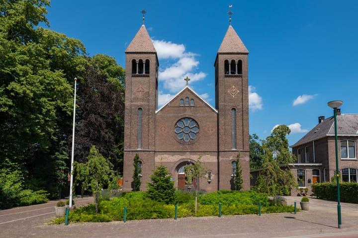 Foto 2 van Dr Ariënsstraat 1