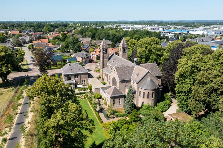 Foto 4 van Dr Ariënsstraat 1